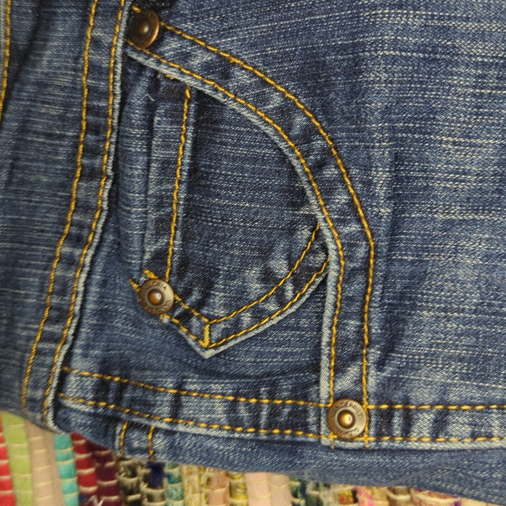 Gloria Vanderbilt Jeans - Picture 3 of 5